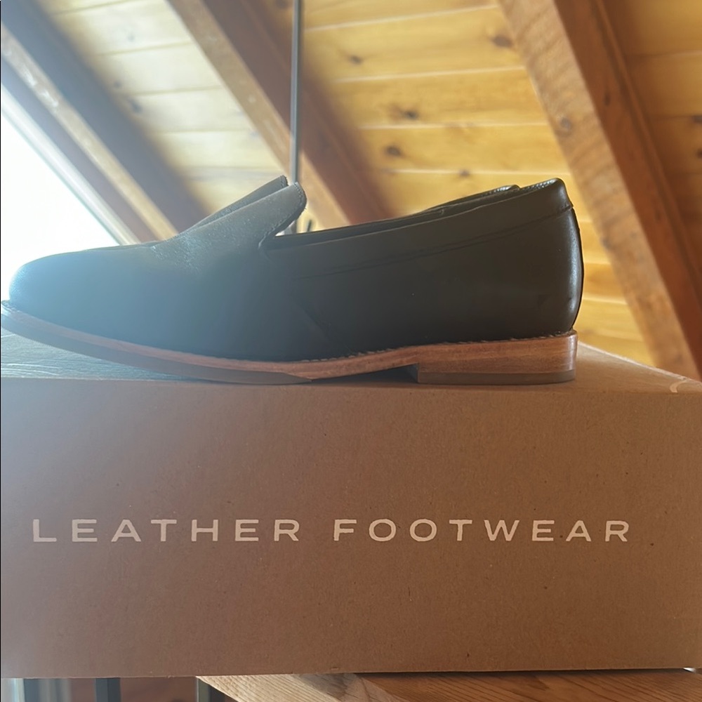 Portland Leather Black Flats Sleek Comfortable Design